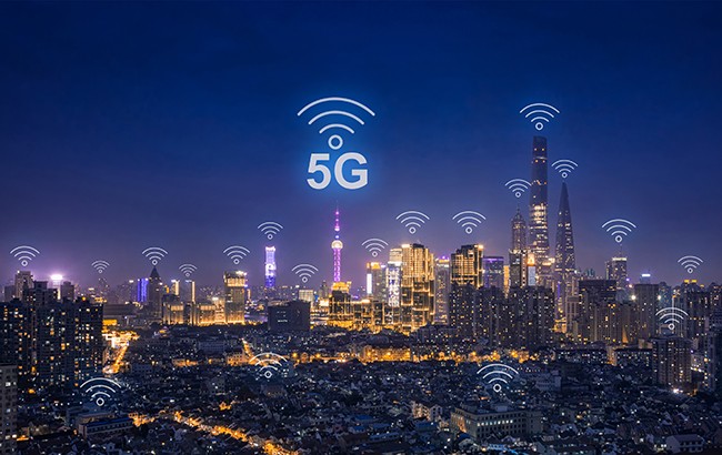 我國(guó)累計(jì)建成5G基站近300萬個(gè),培育較大型工業(yè)互聯(lián)網(wǎng)平臺(tái)超過240家!